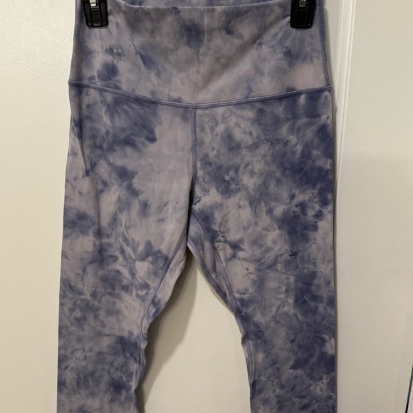 Lululemon Align Crop 21" in Diamond Dye Iced Iris Size 8 - Picture 7 of 11